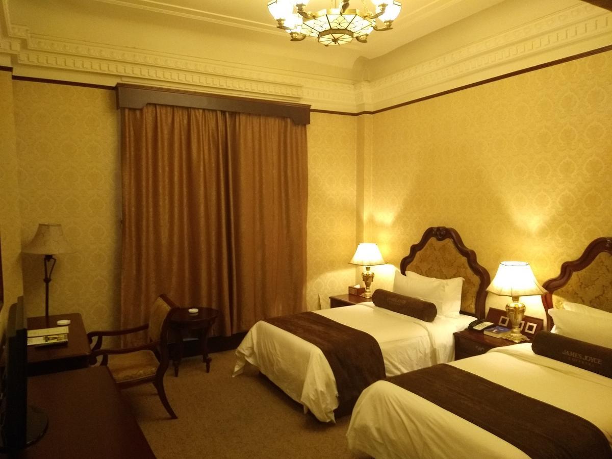 James Joyce Coffetel Tianjin First Hotel Branch Exteriör bild